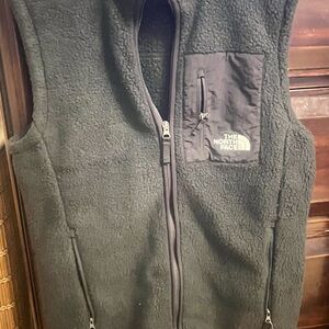 The North Face Charcoal Black zip up NWT Fleece Vest Sz Small
